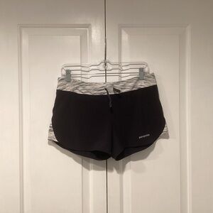 Patagonia Women's Athletic/ Running shorts in Black and gray Size Small